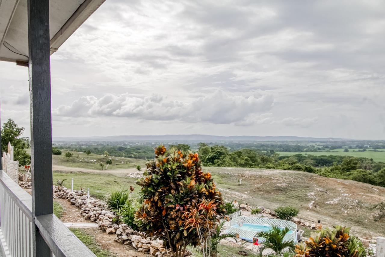 Mattea Vacation House At Bella Vue Estate Georgeville Екстериор снимка